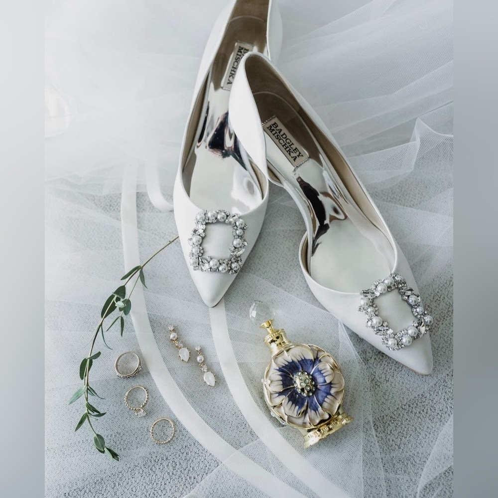 Badgley Mischka Fabia D’Orsay With Crystal Buckle White